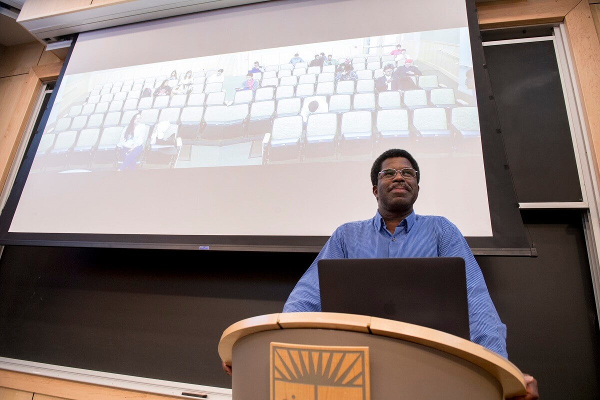Professor Marshall Jones teaches Theater Appreciation course in a Synchronous Classroom