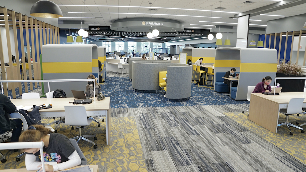 Digital Learning Commons offers new space for high-tech collaboration